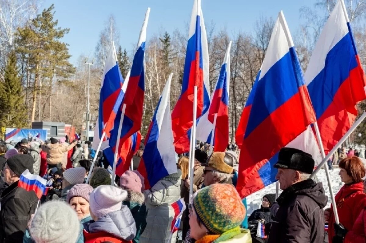    BM: полиция Берлина намерена снова запретить флаги РФ и СССР в День Победы