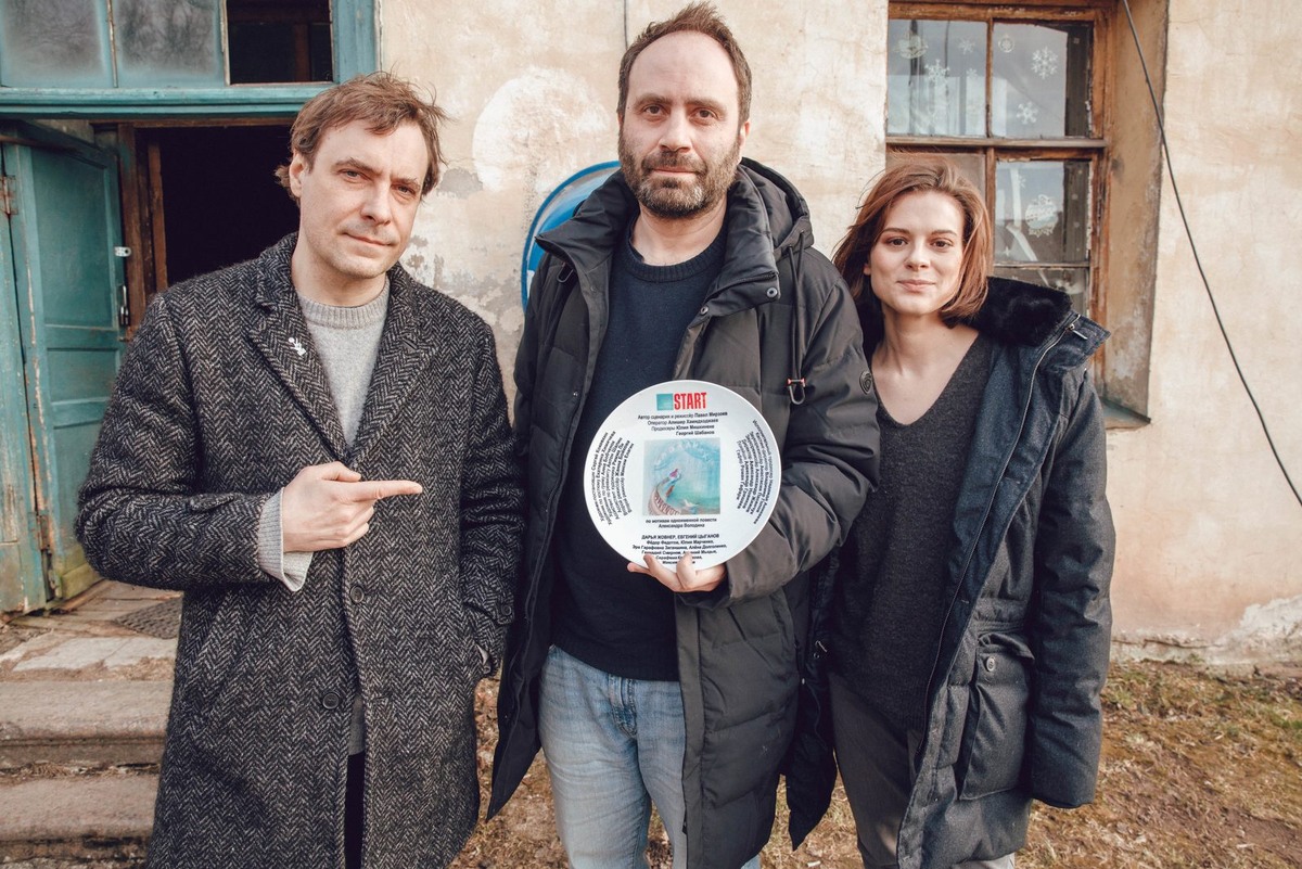 Павел Мерзоев с актёрами фильма «Блондинка»