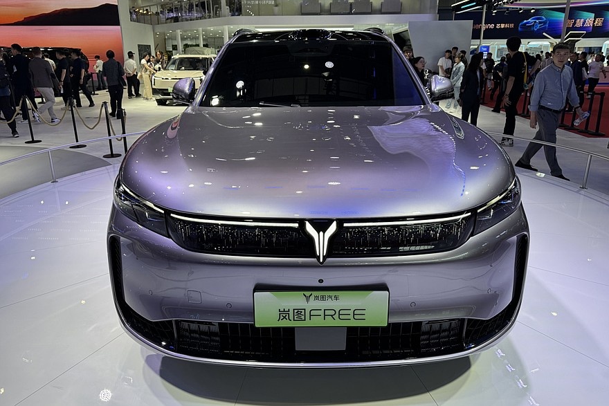    На фото: обновлённый кроссовер Voyah Free