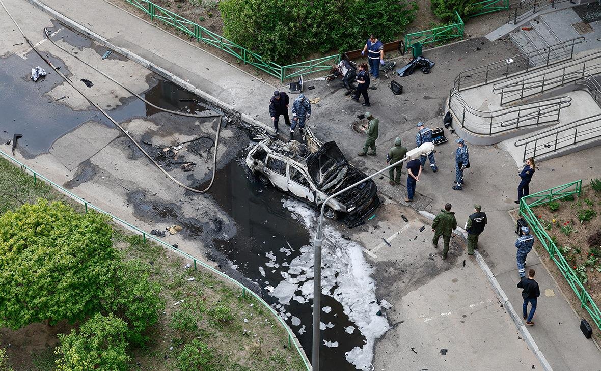    Обстановка на месте взрыва автомобиля на бульваре Нестерова в Балашихе Фото: Юлия Морозова / Reuters Георгий
