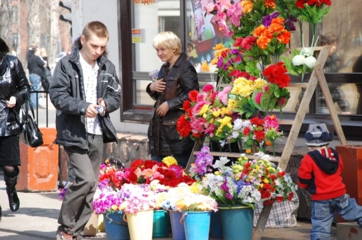    История Радоницы уходит корнями в глубину веков.Многие обычаи пришли оттуда и сохраняются по сей день.