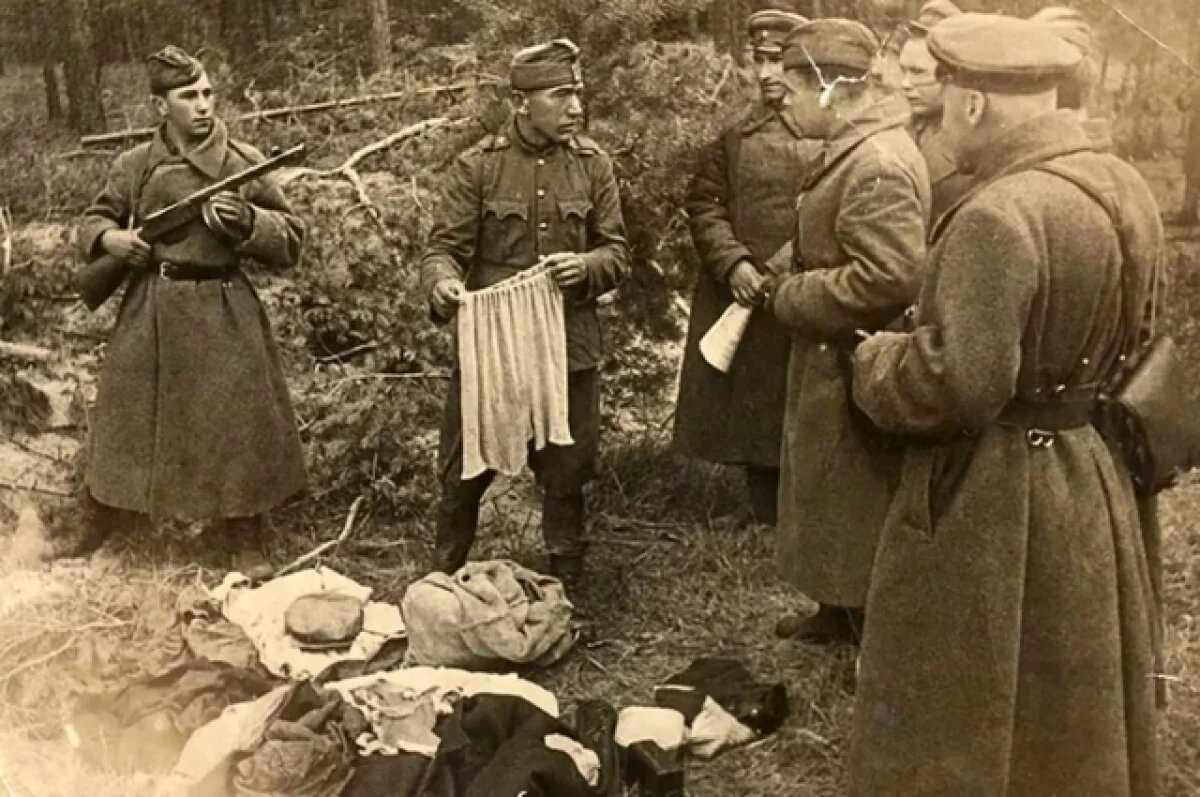    Попавший в плен немец успел кое-что награбить...