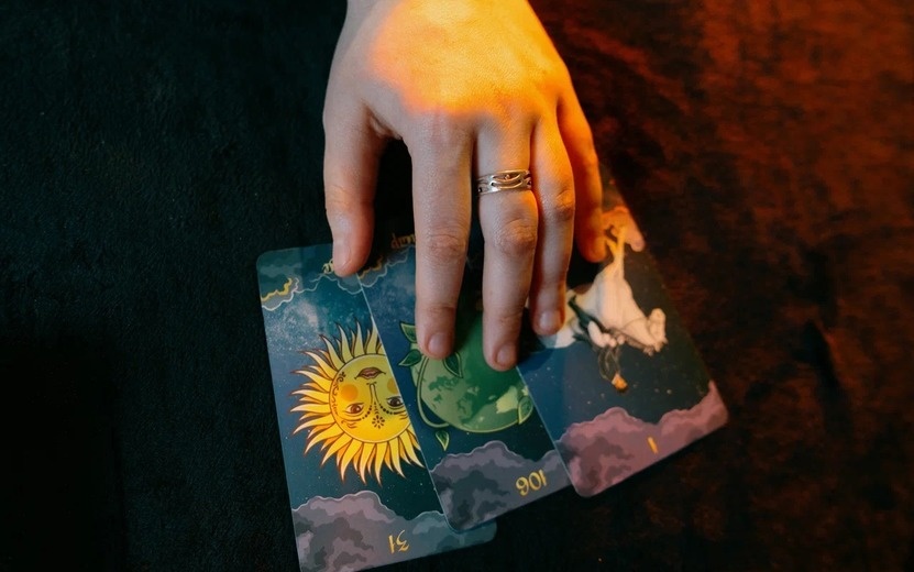    Совет, который спасет: кто по гороскопу 26 апреля услышит нужные слова и избежит проблем?