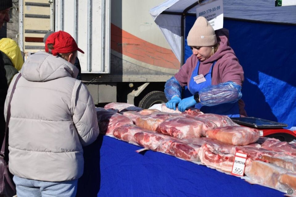    Продуктовая ярмарка. Источник: barnaul.org