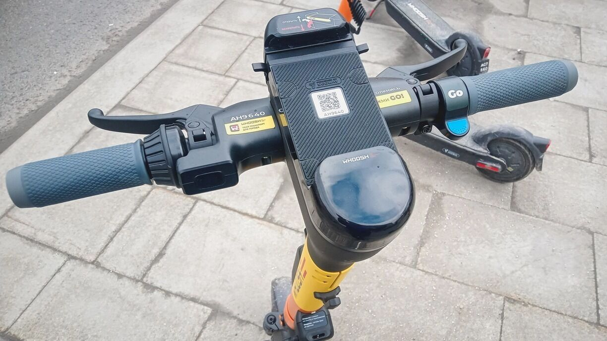 За прошлый сезон арендаторы в Москве совершили на самокатах более 10 млн поездок, это вдвое выше показателей 2023 года. Фото: 1MI