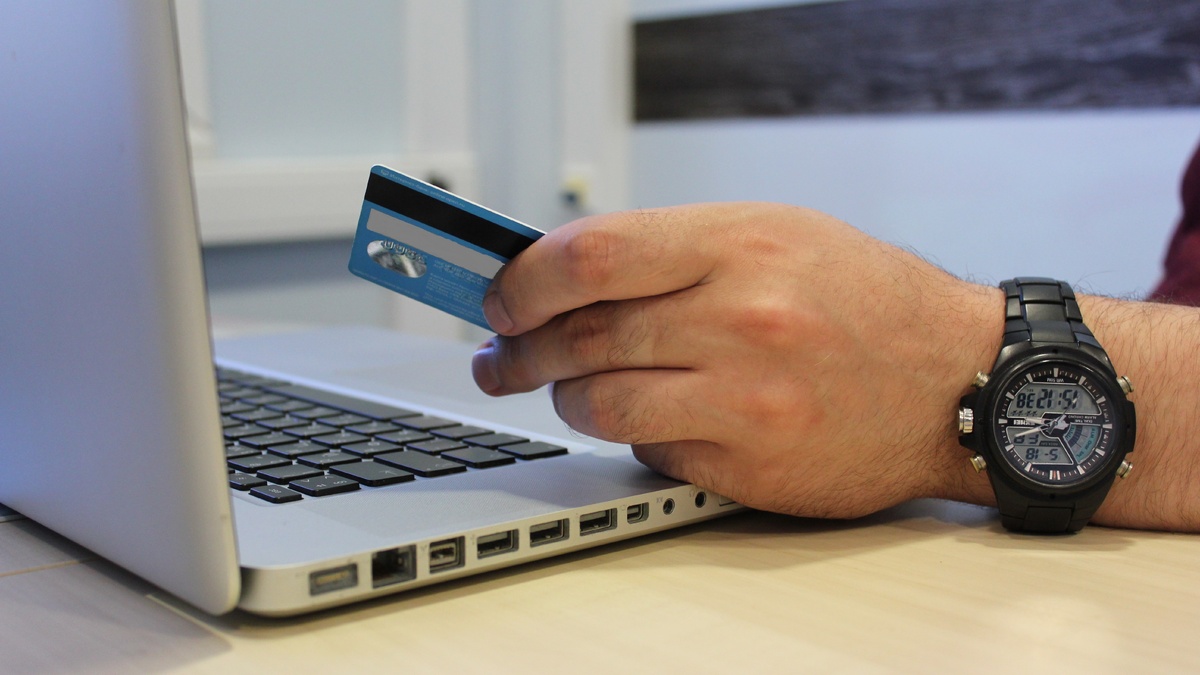    Свыше 41 млн рублей перевели за минувшую неделю мошенникам югорчане