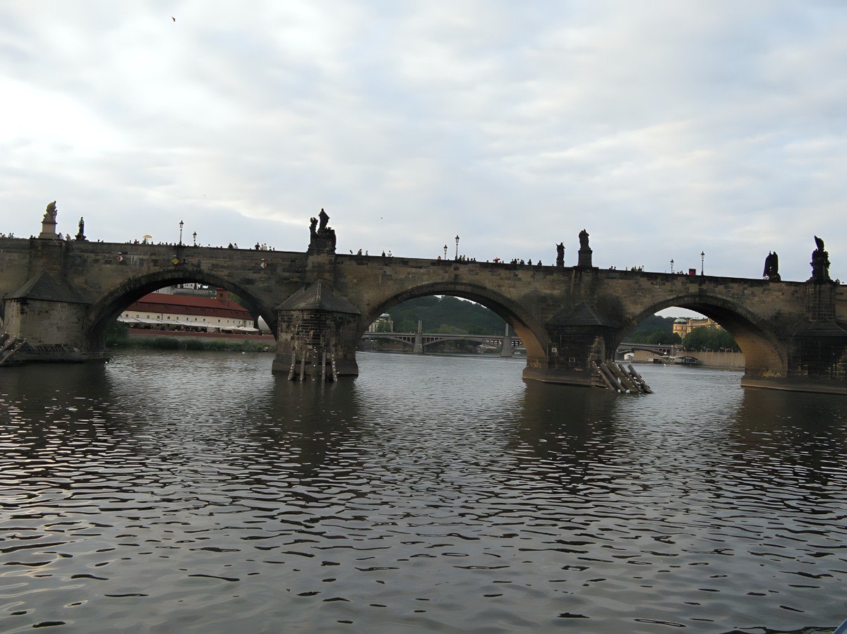 Карлов мост