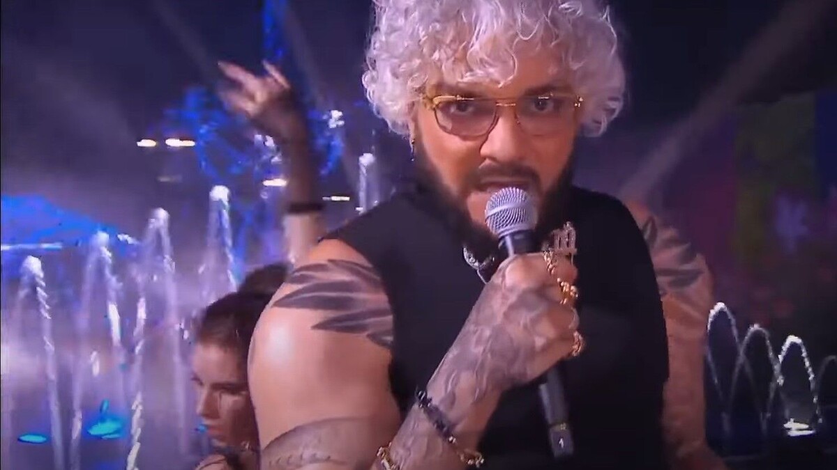     Источник: Стоп-кадр видео телеканала «Россия 1», «Новая волна 2024» в Сочи