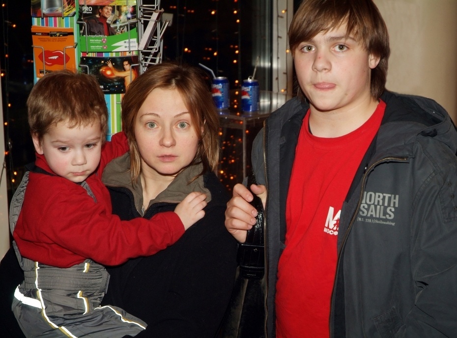 Евгения Добровольская с сыновьями