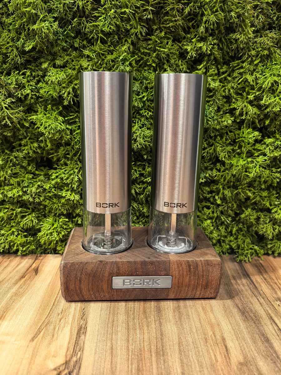 Подставка из американского ореха какого-то.🌳