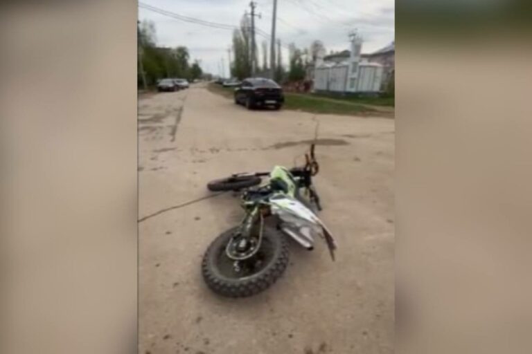    В Бугуруслане в ДТП пострадал 15-летний водитель питбайка Марина Шарт