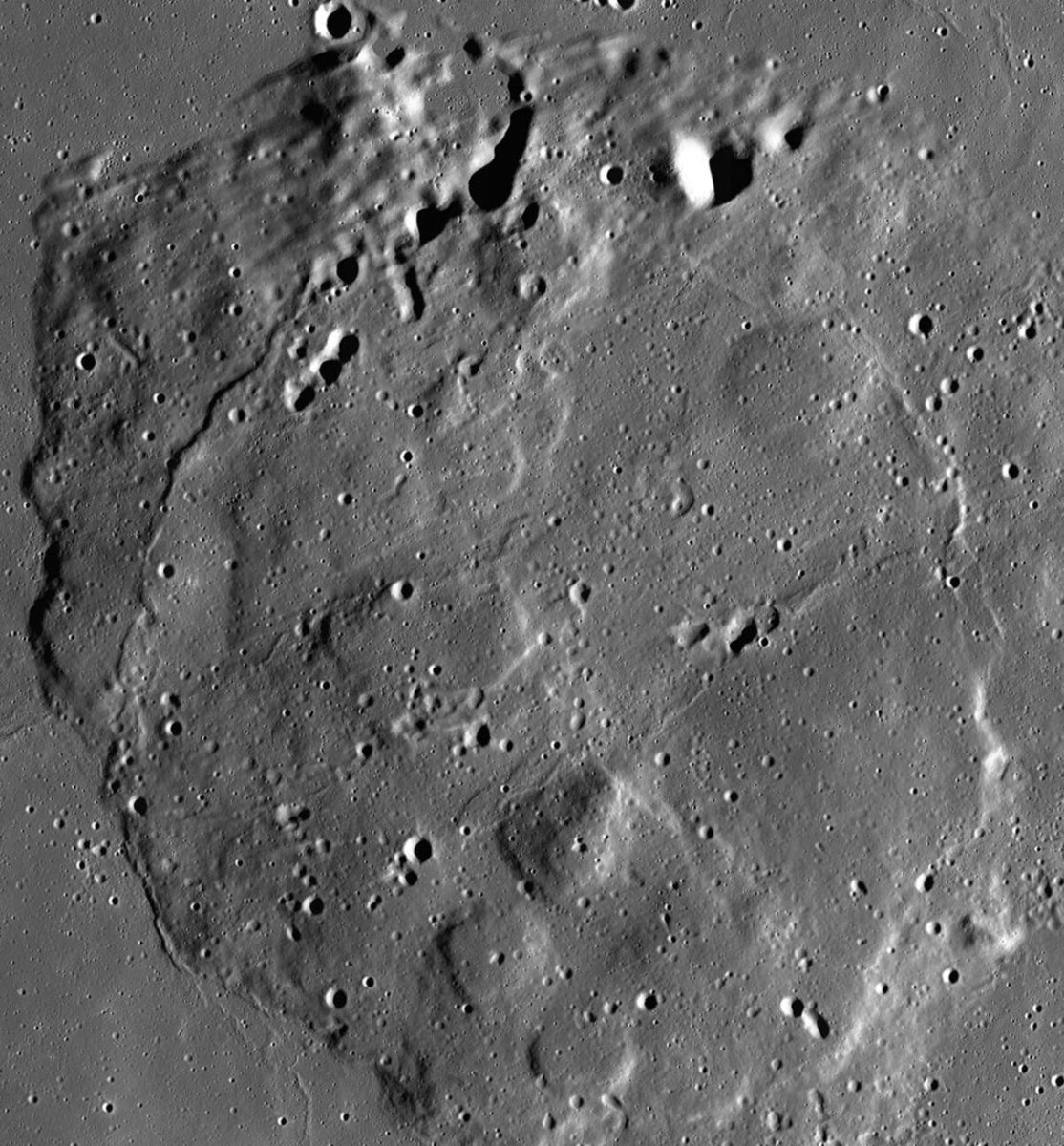    Пик Рюмкера / © NASA / GSFC / Arizona State University