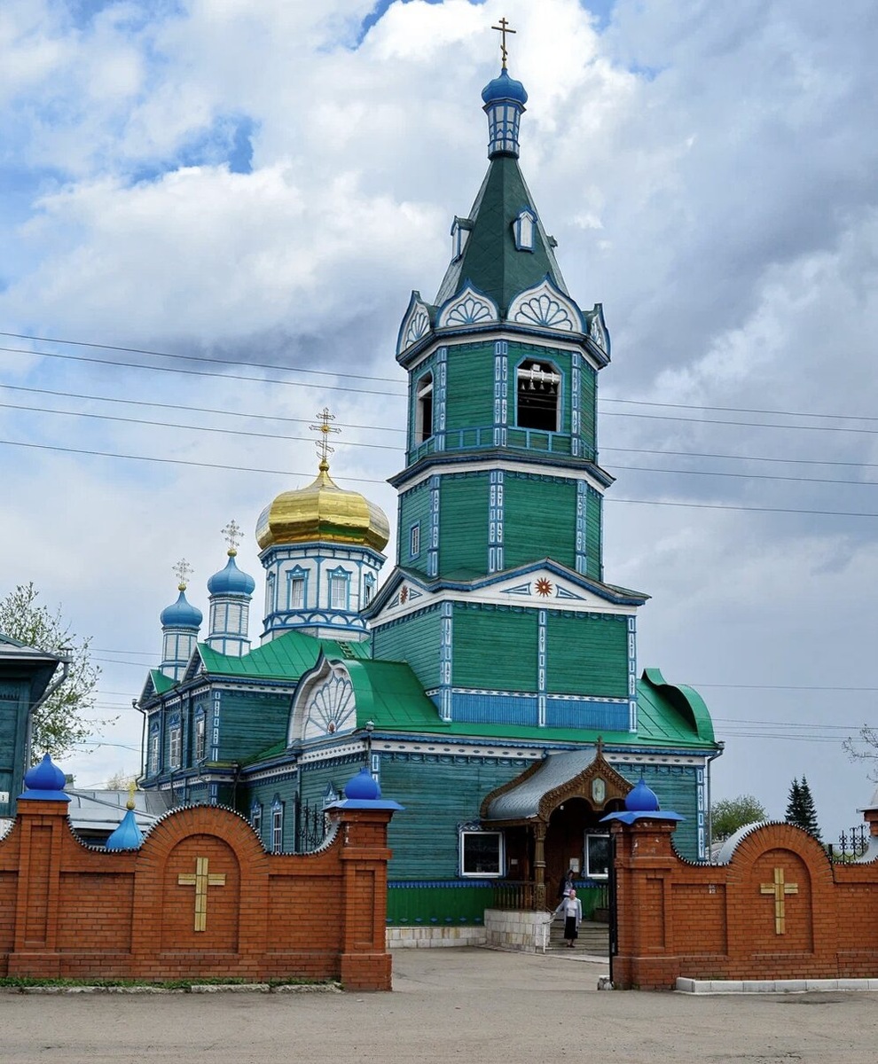 В 2005 году собору присвоили статус культурного наследия. Здесь теперь проводят экскурсии, конференции, мероприятия религиозной направленности. Фото: Talai / Яндекс Карты