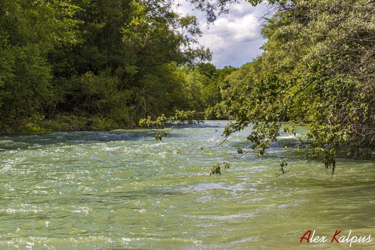 Река Иори. Грузия.