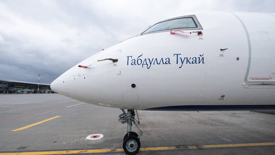 Авиакомпания «ЮВТ Аэро» назвала самолет в честь Габдуллы Тукая.📷Фото: Социальные сети авиакомпании «ЮВТ Аэро»