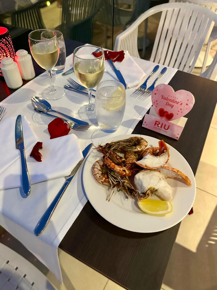 Ужин в отеле RIU Dubai