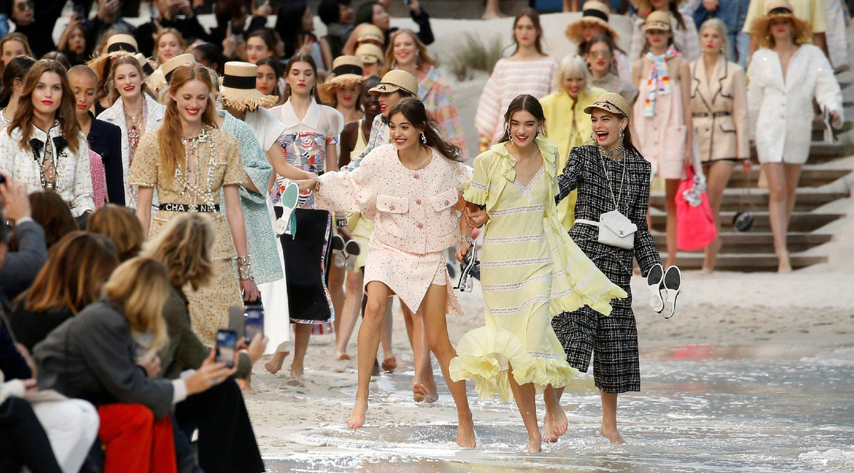 Chanel из последней круизной коллекции Карла Лагерфельда 2019 остаётся всегда актуальной 