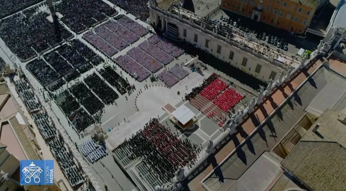    Фото: скриншот трансляции СМИ Ватикана