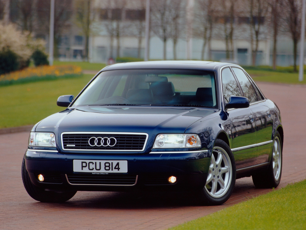 Audi A8 (D2)