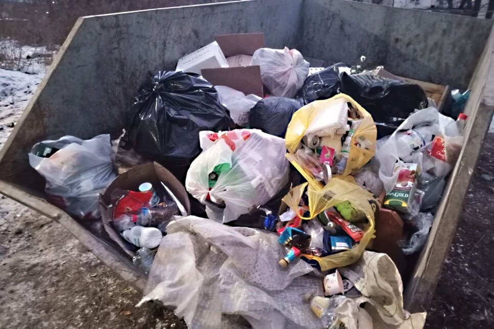 Здесь наверняка есть что-нибудь интересное. Хотите покопаться? У меня такого желания нет