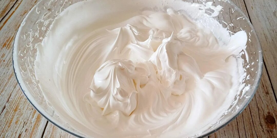 Идеальный белковый крем для украшения Тортов и пирожных. Крем из альбумина.