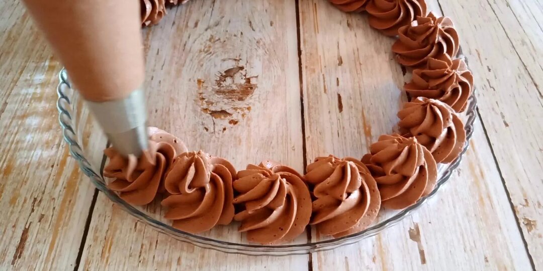 Пражский крем. Рецепт Шоколадного крема для тортов и пирожных.