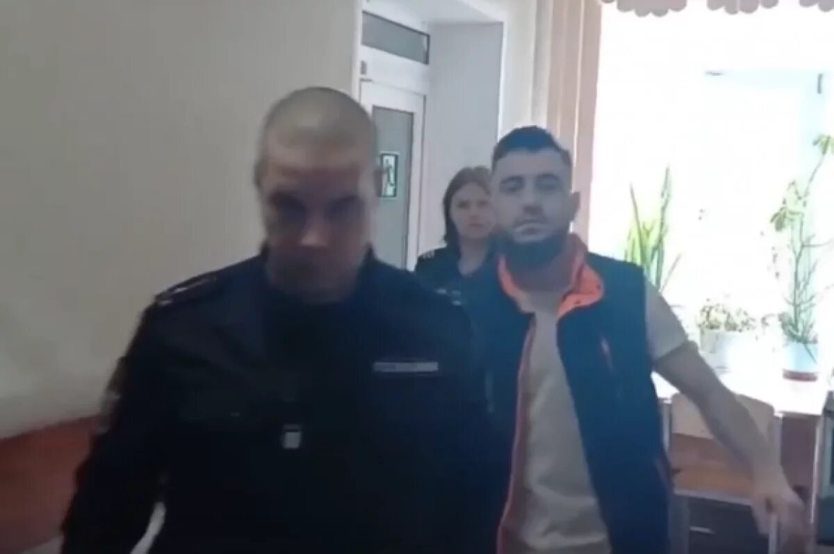    В Твери арестован подозреваемый в нападении на девушек возле кафе