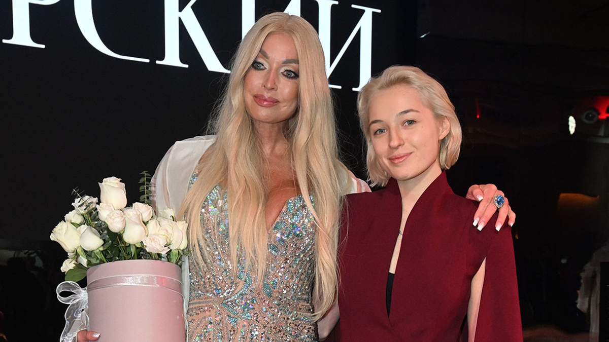 Анастасия Волочкова и ее дочь Ариадна. Фото: Global Look Press