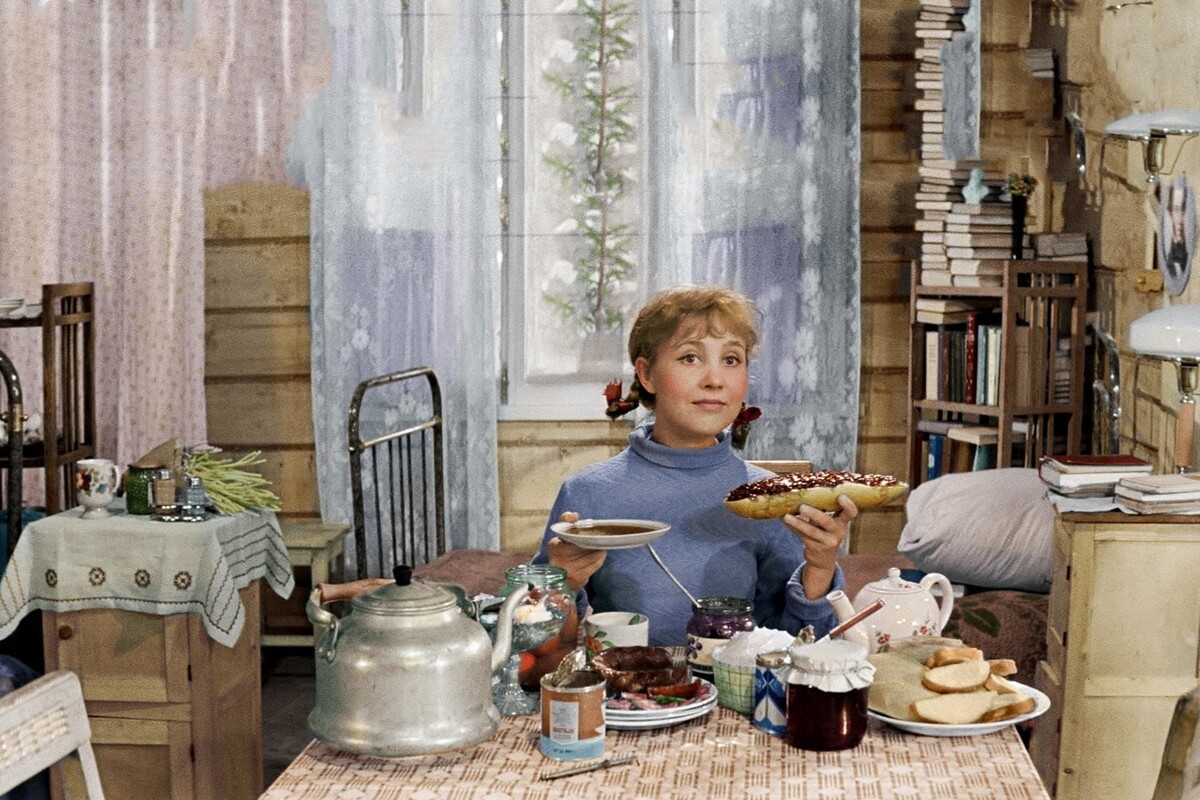 Иллюстрация к фильму "Девчата"