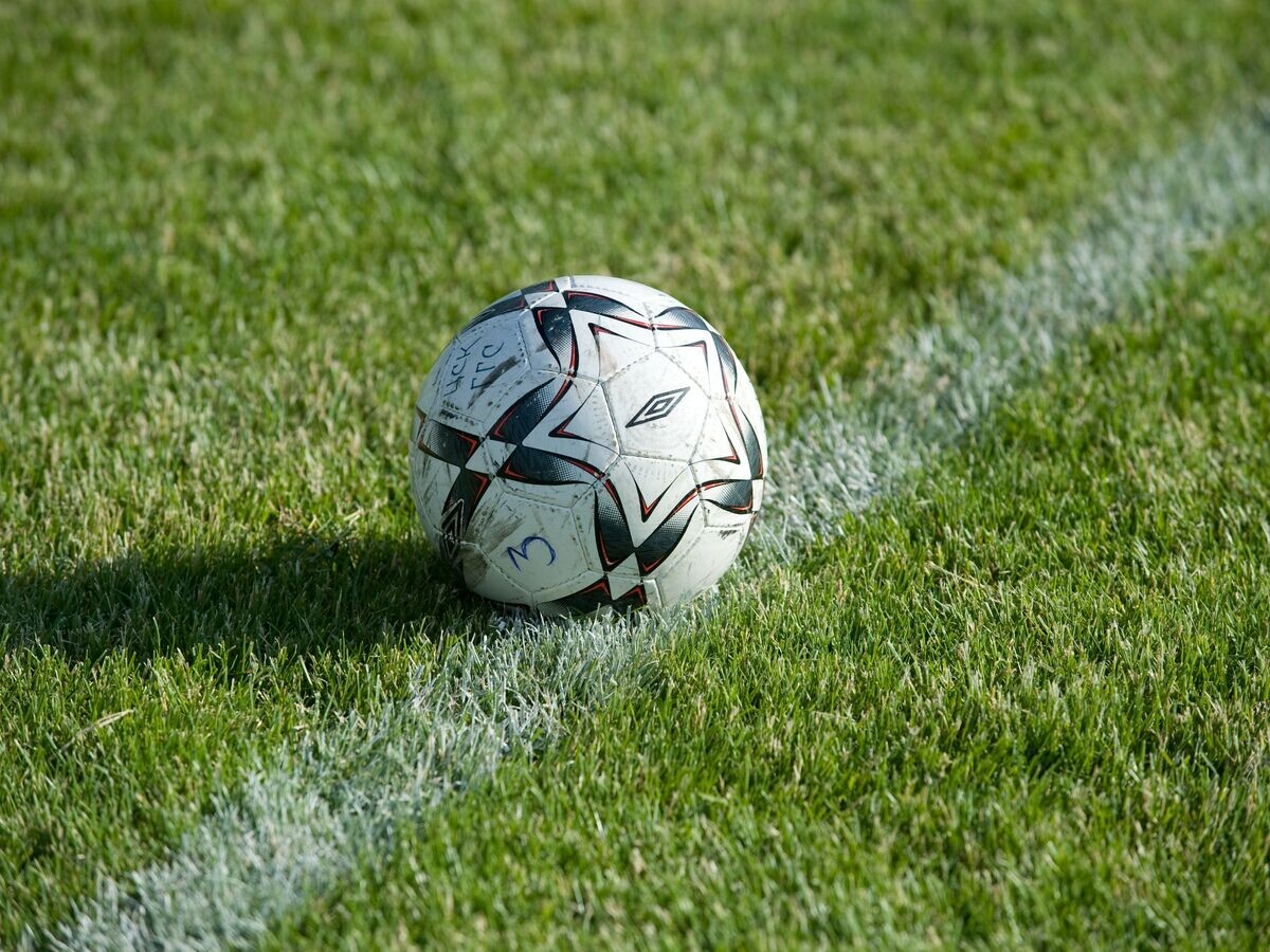    Футбольный мяч© Фото : Агентство PR+Sport, Максим Коняев