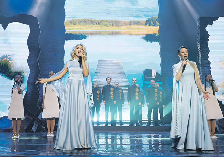 Тщательно подобраны не только песни и музыка, но и изобразительный ряд. Фото: БелТА
