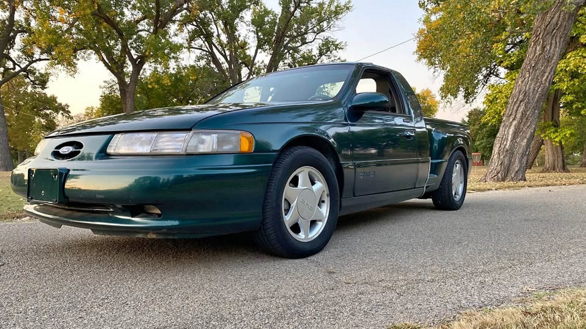 Ford Taurus SHO 1994