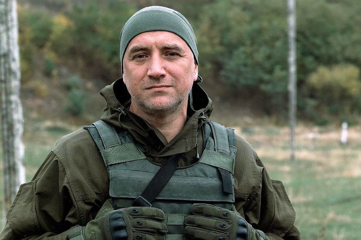    Подполковник Росгвардии, писатель, заместитель командира полка «Оплот» Захар Прилепин