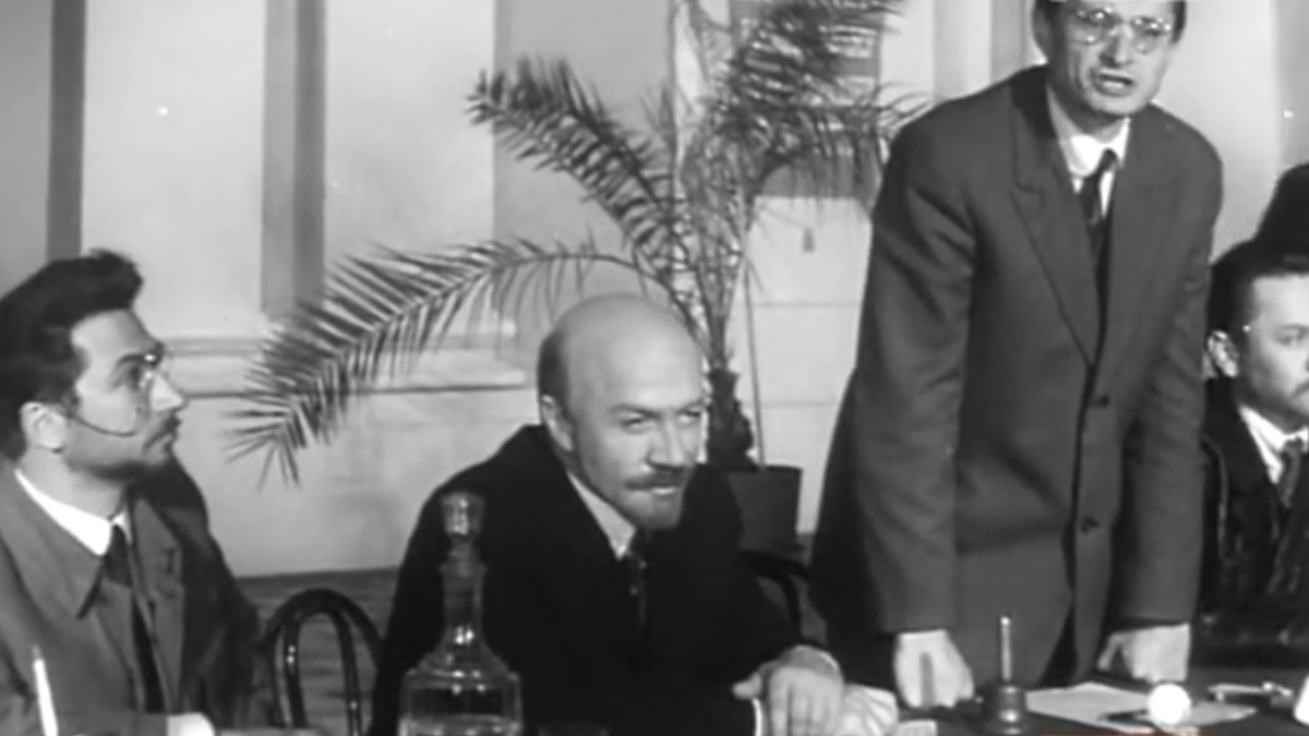 Штрихи к портрету В. И. Ленина - кадр из фильма