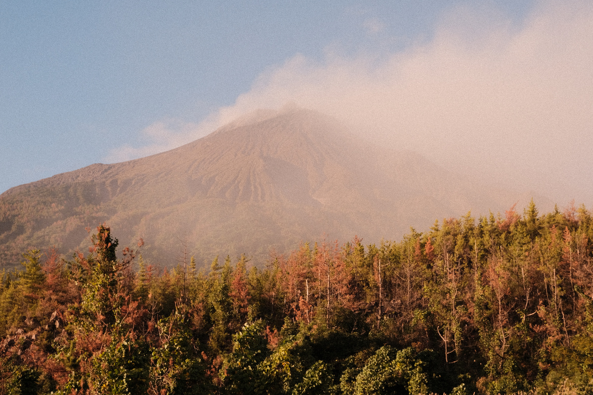 Вулкан Сакураджима, Япония. Фото сделано на острове Сакураджима.