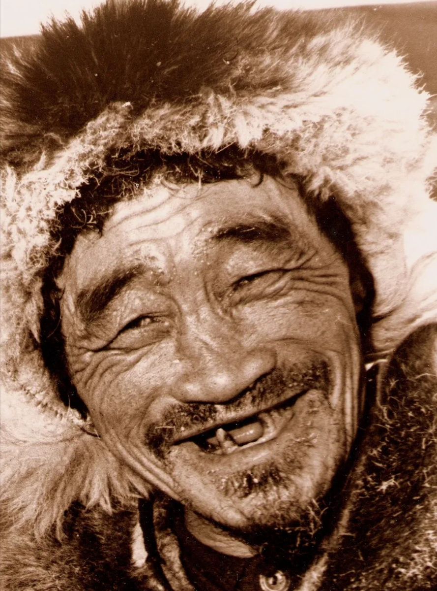 Чукч сейчас представляют не иначе как недалекими простачками из оперы что вижу о том пою, а ведь в старину это были смелые воины и отважные мореходы, Фото из сети