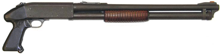Ithaca 37 с увеличенным магазином на 12 патронов и пистолетной рукояткой
