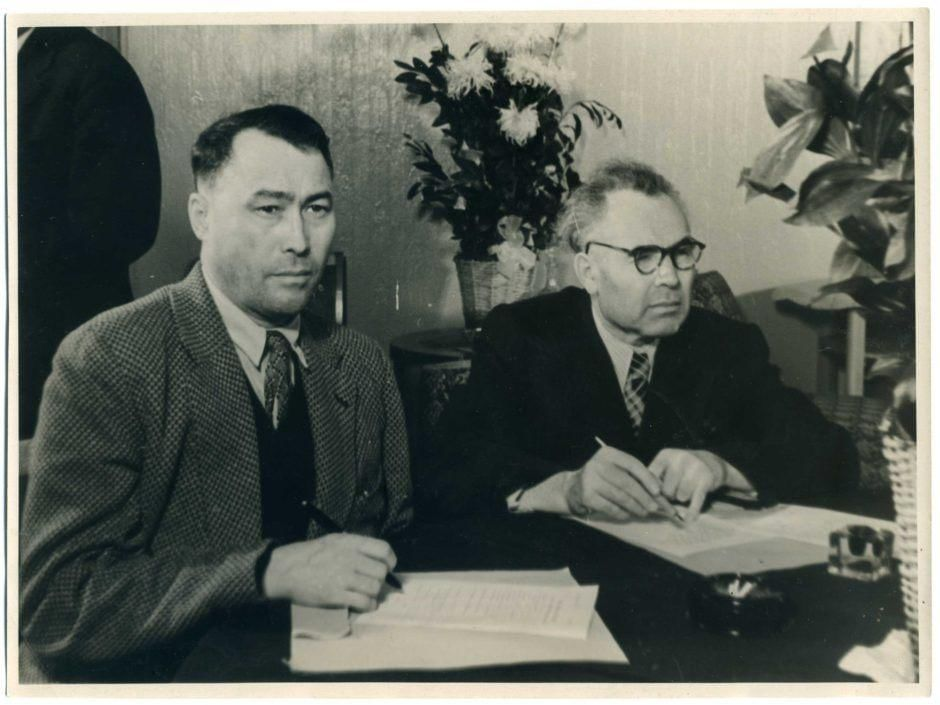 Заки Нури (слева).