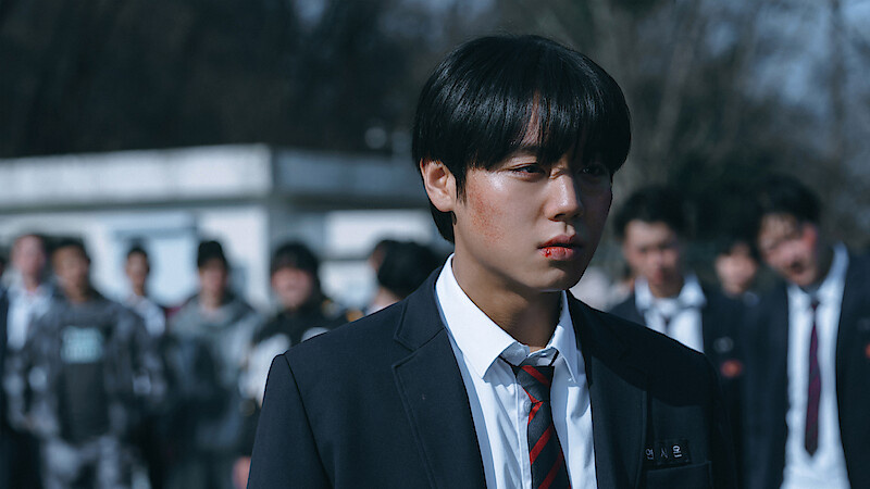 кадр из сериала "Слабый герой" (2 сезон)