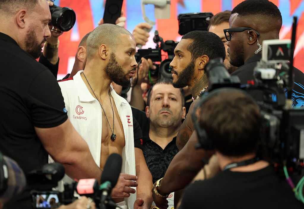 Битва взглядов между Конором Бенном и Крисом Юбэнком-младшим