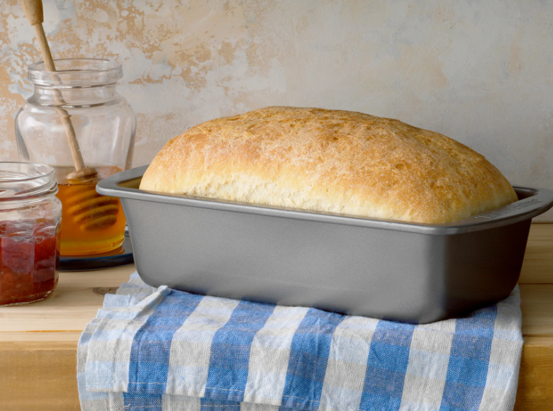 Хлеб приготовленный в духовке. Источник фото jessicalondon.com