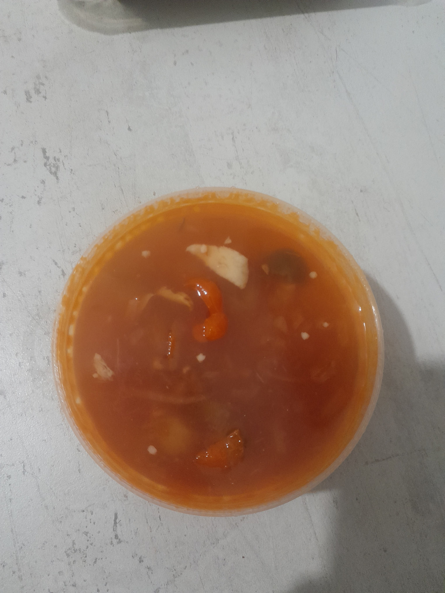 На вид много жидкости, но это не так.