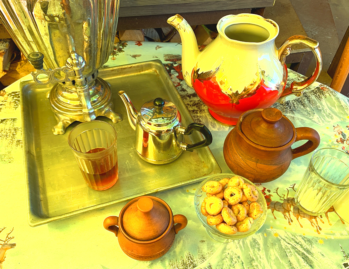 Чай из самовара на дровах