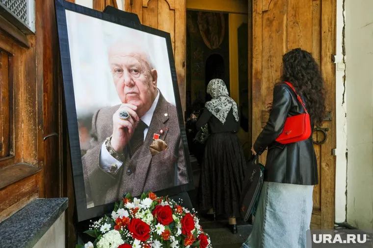 Церетели скончался на 92-м году жизни
Фото: Александр Патрин/ТАСС