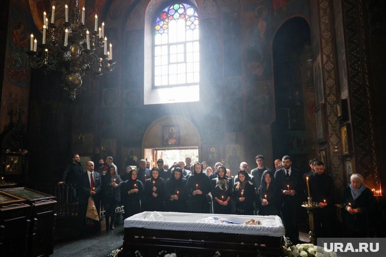 Прощание с Церетели прошло в церкви Иконы Божией Матери Дидубийского пантеона в Тбилиси