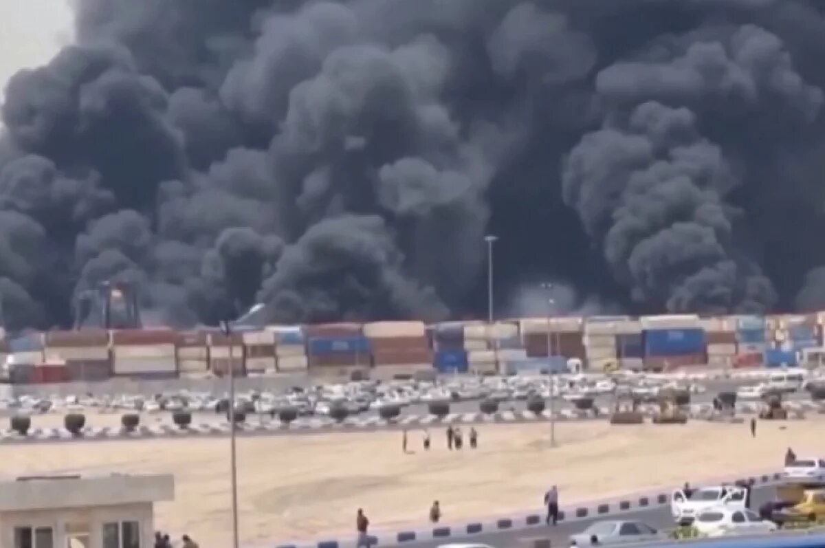    Число погибших в результате взрыва в иранском порту выросло до 18