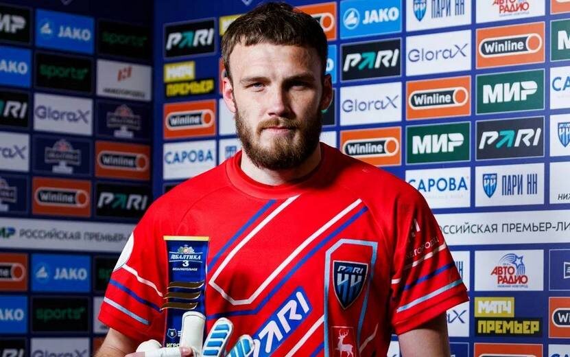    Вратарь из Ижевска установил необычное достижение в матче РПЛ