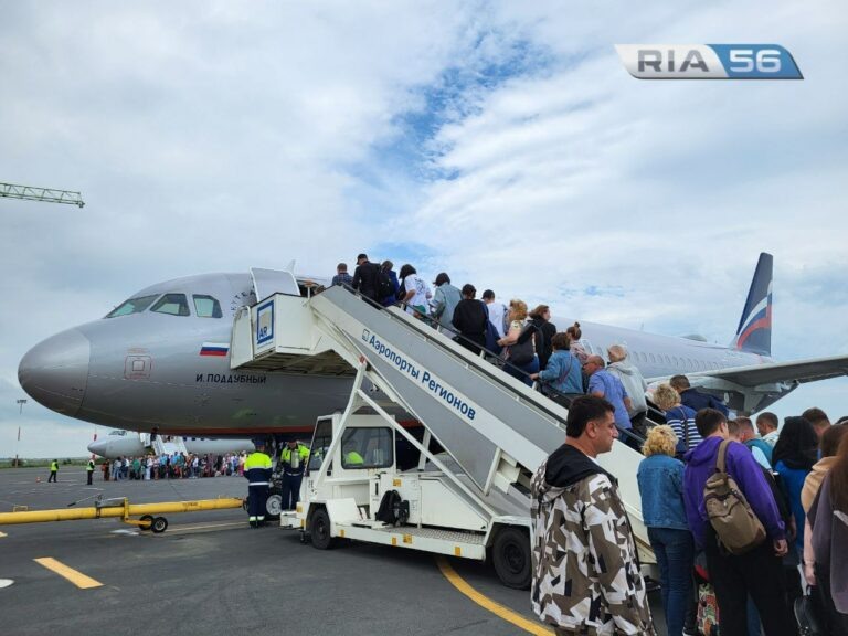    Россиянам могут разрешить быстро снимать запрет на выезд за границу при оплате долга Андрей Севостьянов