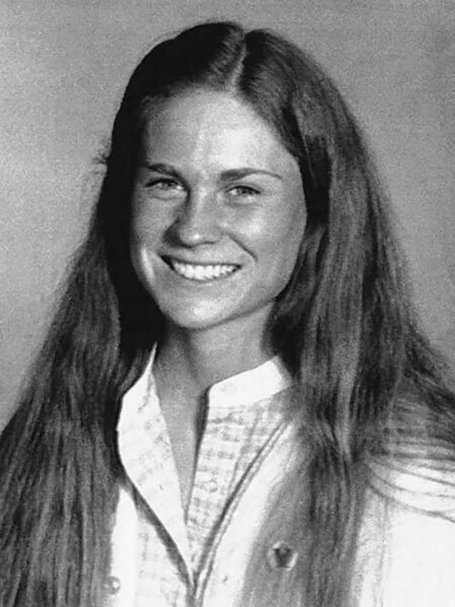 Кэри Свенсон