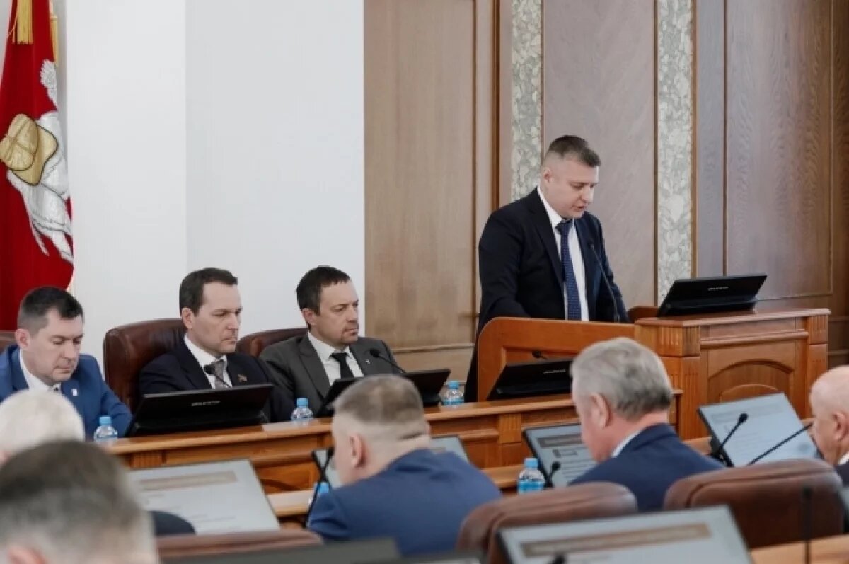    В медицину и ЖКХ.